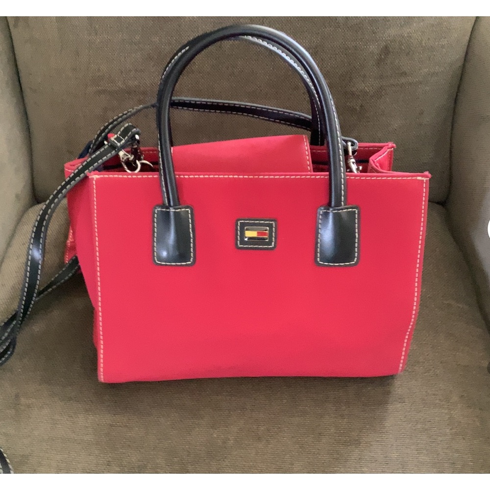 Tommy Hilfigure purse